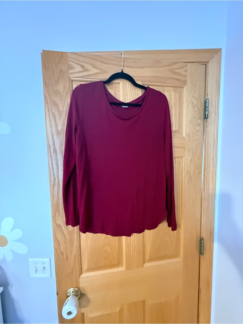 Old Navy Burgundy Long-Sleeve Crewneck Top